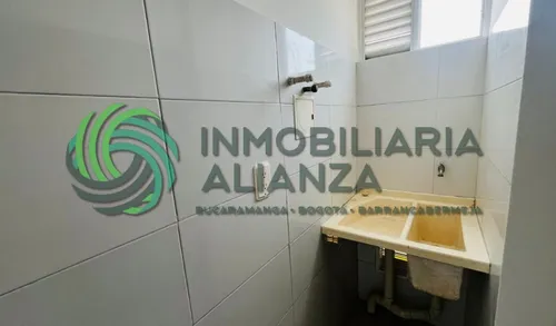 Apartamento En Arriendo En Provenza. Cod A12888