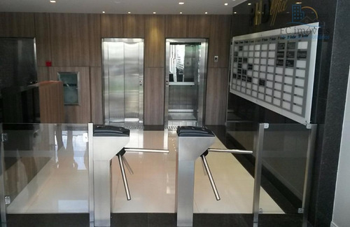 Sala Comercial À Venda, Centro, Itajaí. - Sa0004