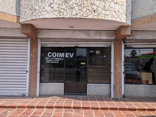 Amp, Mls #24-20635 Alquila Local Comercial En 5 De Julio