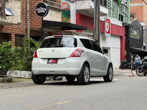 Suzuki Swift 1.2 Automático