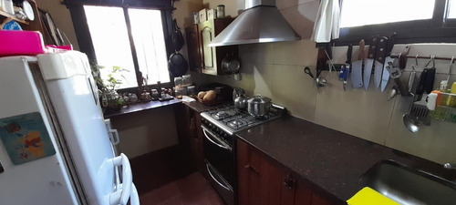 Imagen 14 de 18 de Moderna Casa Con Jardin Y Galeria De 1 Dormitorio