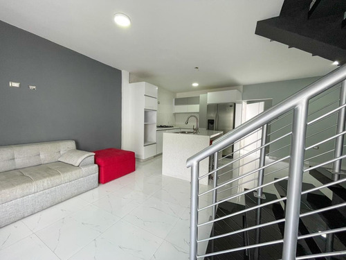 Imagen 4 de 11 de Casa De Lujo En Venta Estilo Minimalista Lp