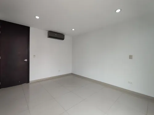 Casa En Venta En Los Patios. Cod V30036