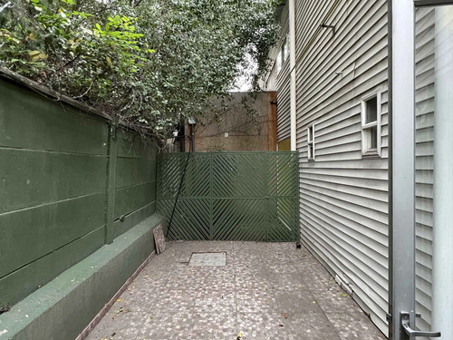 Local Duplex Habilitado / Stripcenter La Dehesa