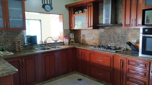 Imagen 10 de 15 de Venta Casa En El Parral Valencia 0412-4860923.