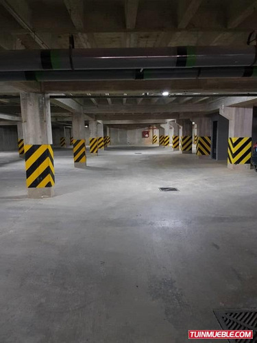Florelia Mota Vende Apartamento Res Iceberg
