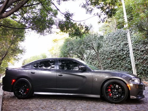 Dodge Charger Srt Hellcat V8 6.2 706 Hp Sc Modelo 2016