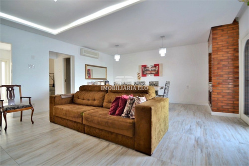Imagem 26 de 30 de Casa De 500 M² De Área Construída Com Vista E Acesso Exclusivo Para O Mar! - 4647