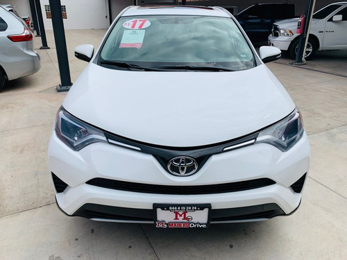 Imagen 2 de 12 de Toyota Rav 4 Modelo 2017