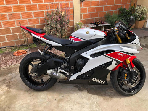 Imagen 6 de 9 de Yamaha R6