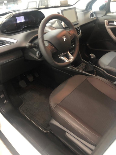 Peugeot 2008 Feline Am 20 (m)