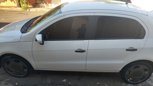 Imagem 5 de 15 de Volkswagen Gol 2015 1.0 Trendline Total Flex 5p