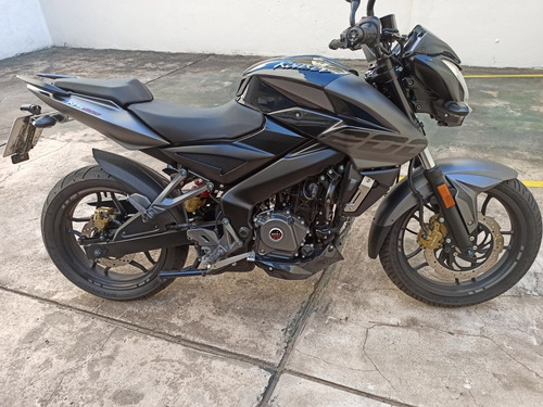 Bajaj Rouser Ns200