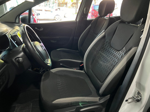 Renault Captur 2.0 Zen