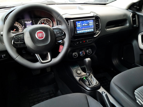 Fiat Toro 1.8 Endurance 16v Flex 4x2 Aut. 4p