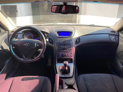 Hyundai Genesis 2.0 Coupe T 2011