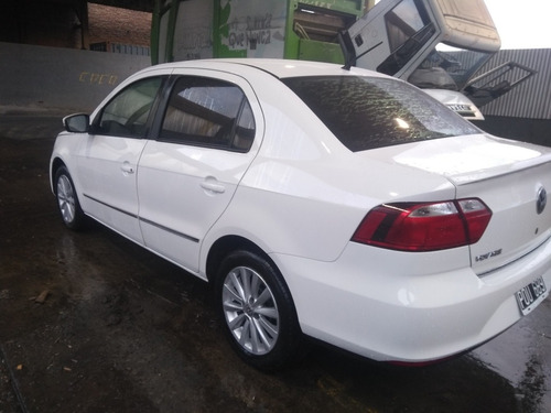 Volkswagen Voyage 1.6 Highline 101cv 2016