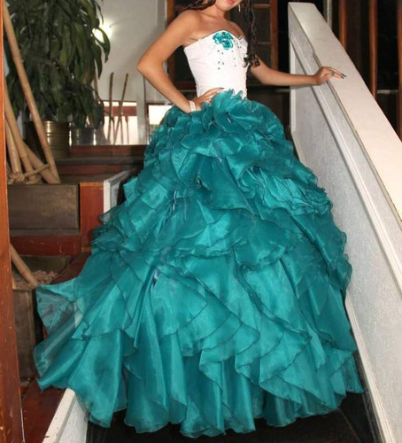 Vestido 15 Años, Modelo Princesa, Diseño De Penélope. (Usado)