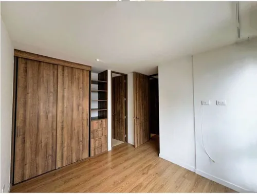 Apartamento En Venta En El Tejar. Cod V16482