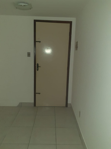 Imagem 8 de 11 de Sala - Cl79a0422 - 70831727