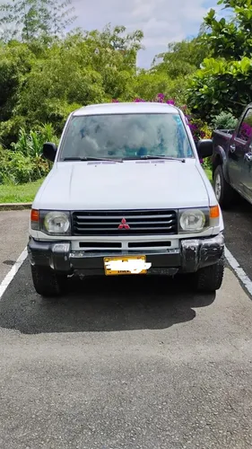 Mitsubishi Montero 2.4 V11
