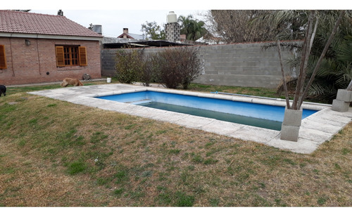 Casa En Venta De 4 Dor. | 6 Amb. B° San Alfonso - Villa Allende - Cba.