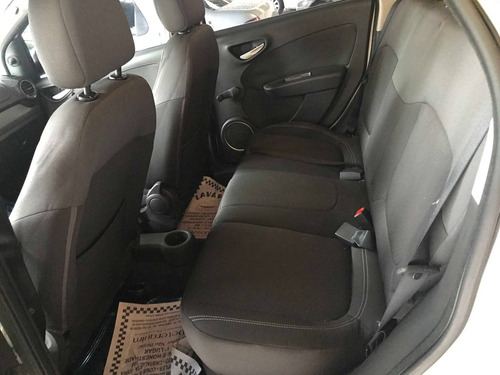 Fiat Grand Siena 1.4 Mpi Attractive 8v Flex 4p Manual