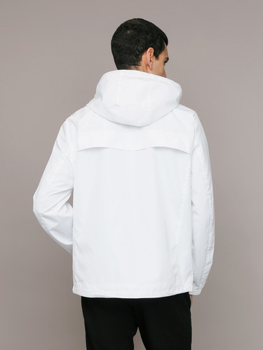 Chaqueta Ligera Con Gorro Blanco Calvin Klein