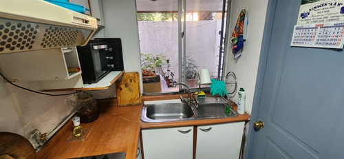 Departamento En Venta De 3 Dorm Estac Patio En Santiago