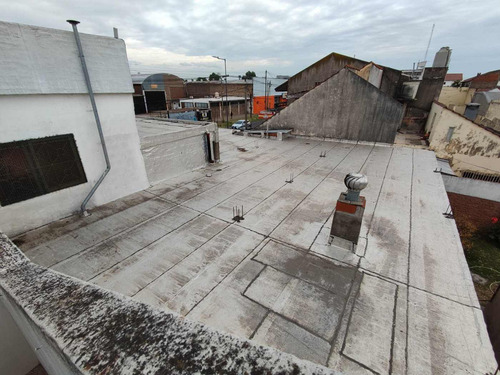 Imagen 27 de 29 de Venta Block 4 Locales Con Garage Y Casa Banfield