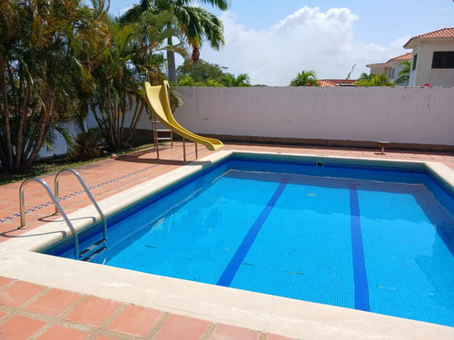 Casa Urb Náutica Puerto Encantado