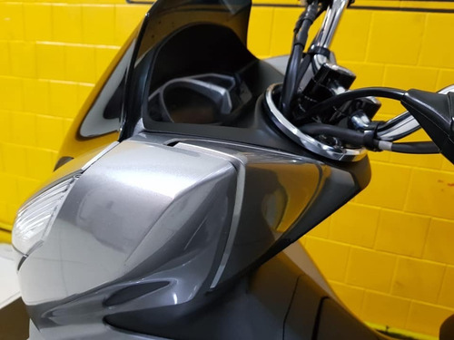 Imagem 9 de 14 de Honda Pcx 150 - 2019 - Km 16.000