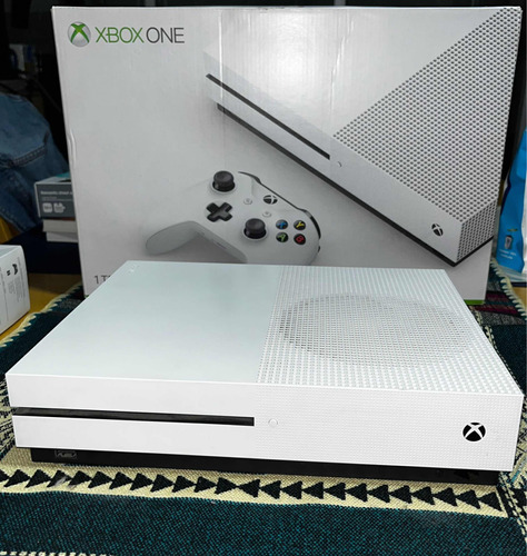 Xbox One S - 1tb + Control Blanco