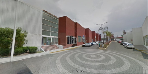 Local 280m2 En Renta Dentro De Plaza En Bernardo Qunitana