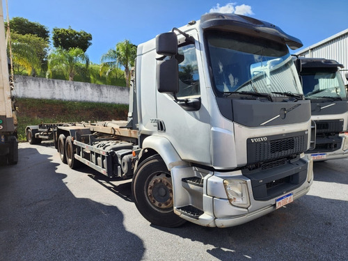   Volvo Vm 330 6x2 Ano 2017 Rollon-rolloff Grimaldi Julieta 