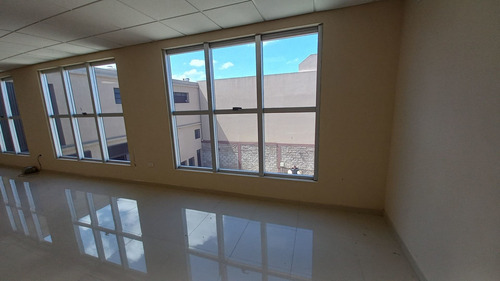 Imagen 25 de 30 de Venta Galpon Deposito San Martin Financia. El Precio Es Insuperable Para El Mercado. Inmobiliaria Seguridad Y Profesionalidad.