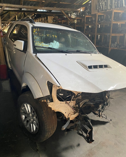 Toyota Hilux Sw4 3.0 2014 Aut. *para Retirada De Peças*