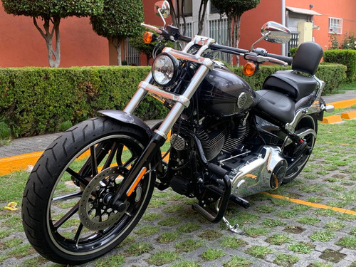 Harley Davidson Breakout 2015