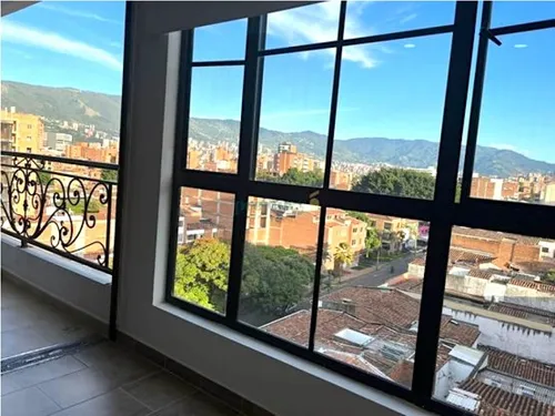 Venta Edificio En Laureles Ideal Para Airbnb, Con Suites Y Terraza
