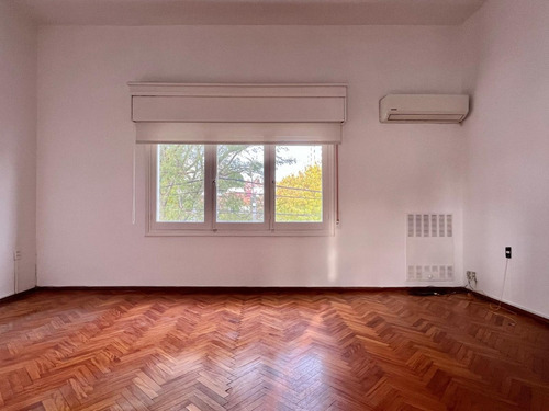Alquiler De Casa En La Blanqueada De 4 Dormitorios Vivienda O Empresa
