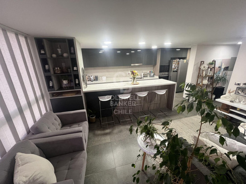 Departamento Amoblado Con Vista Al Mar, Sector Sur