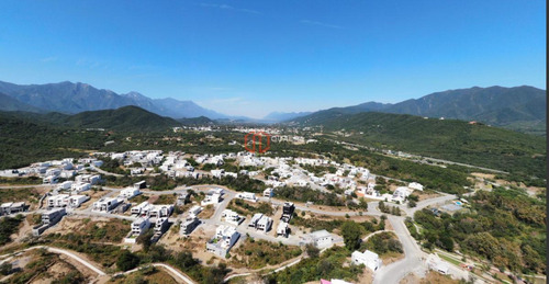Terreno Residencial En Venta En Privada Alamo Sur En Santiag