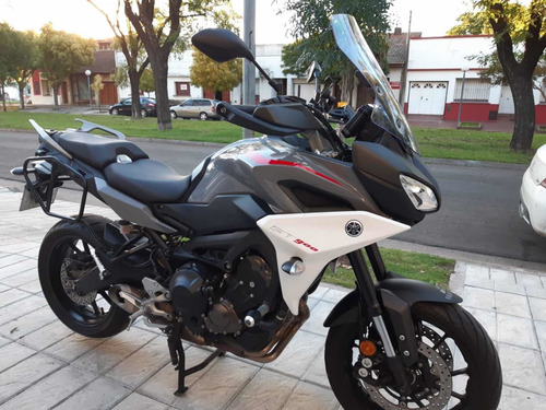 Yamaha St 900
