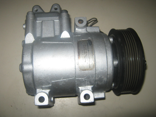 Compresor De Aire - Hyundai Hd65 24v. (Usado)