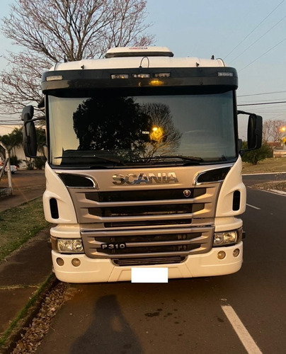 Imagem 3 de 14 de Scania P310 2013 Bitruck Automático Carroceria Completo