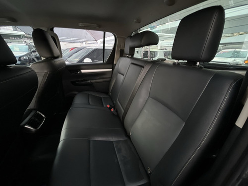Imagem 12 de 12 de Toyota Hilux Cabine Dupla 2.8 Tdi Srv Cd 4x4 (aut)