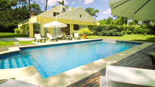 Imagen 24 de 26 de Casa En Venta De 6 Dormitorios En Playa Mansa (ref: Lij-2098)