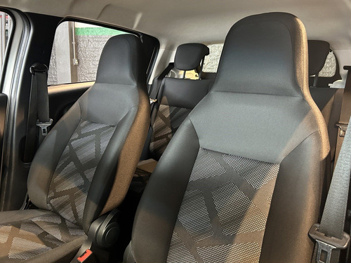 Fiat Mobi 1.0 8V EVO FLEX EASY ON MANUAL