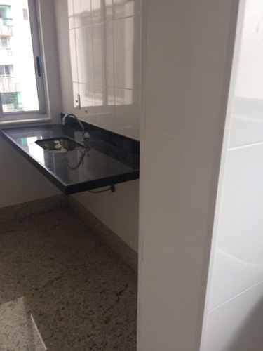 Imagem 9 de 16 de Excelente Apto No Bairro Gutierrez!!! - 3500