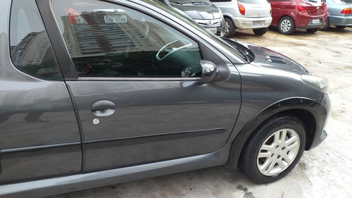 Peugeot Hoggar 1.6 16v Escapade Flex 2p 2011